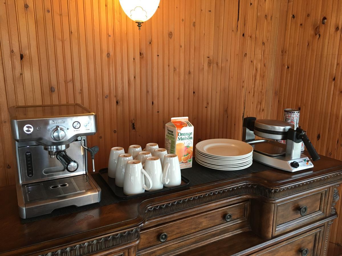 Bed and Breakfast La Chouette Viree Grandes-Bergeronnes Zewnętrze zdjęcie